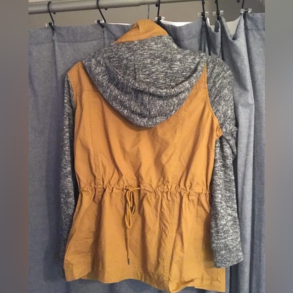 Love Tree Lightweight Drawstring Waist Jacket - Picture 5 of 13